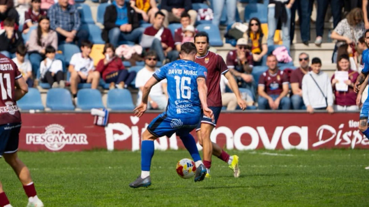 El Pontevedra se abona al empate sin goles