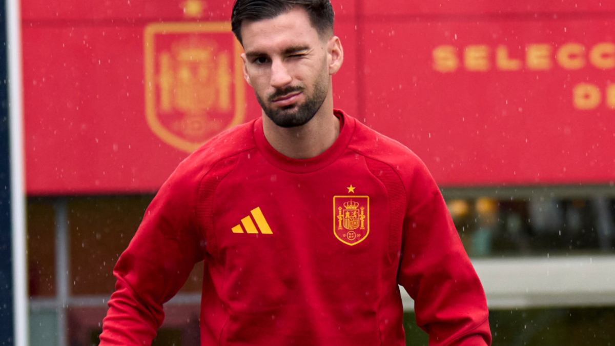 Álex Baena: "Tôi đồng tình với mọi phát biểu của CLB