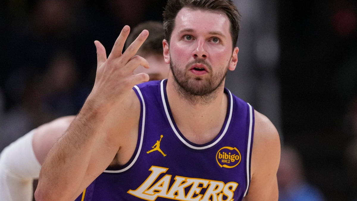 Otra bestialidad de Doncic para codearse con Michael Jordan<br>