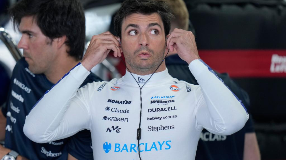 Carlos Sainz: "A una vuelta, el coche no se veía mal, pero al llenar el depósito..."