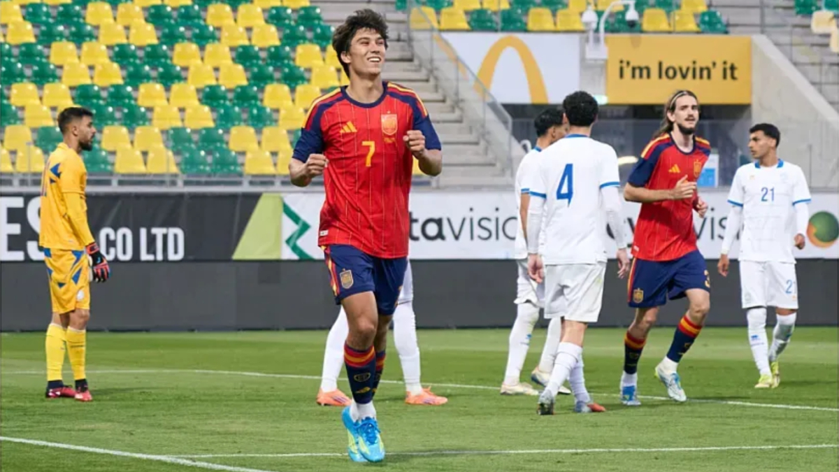 La Rojita se da un festín en Chipre