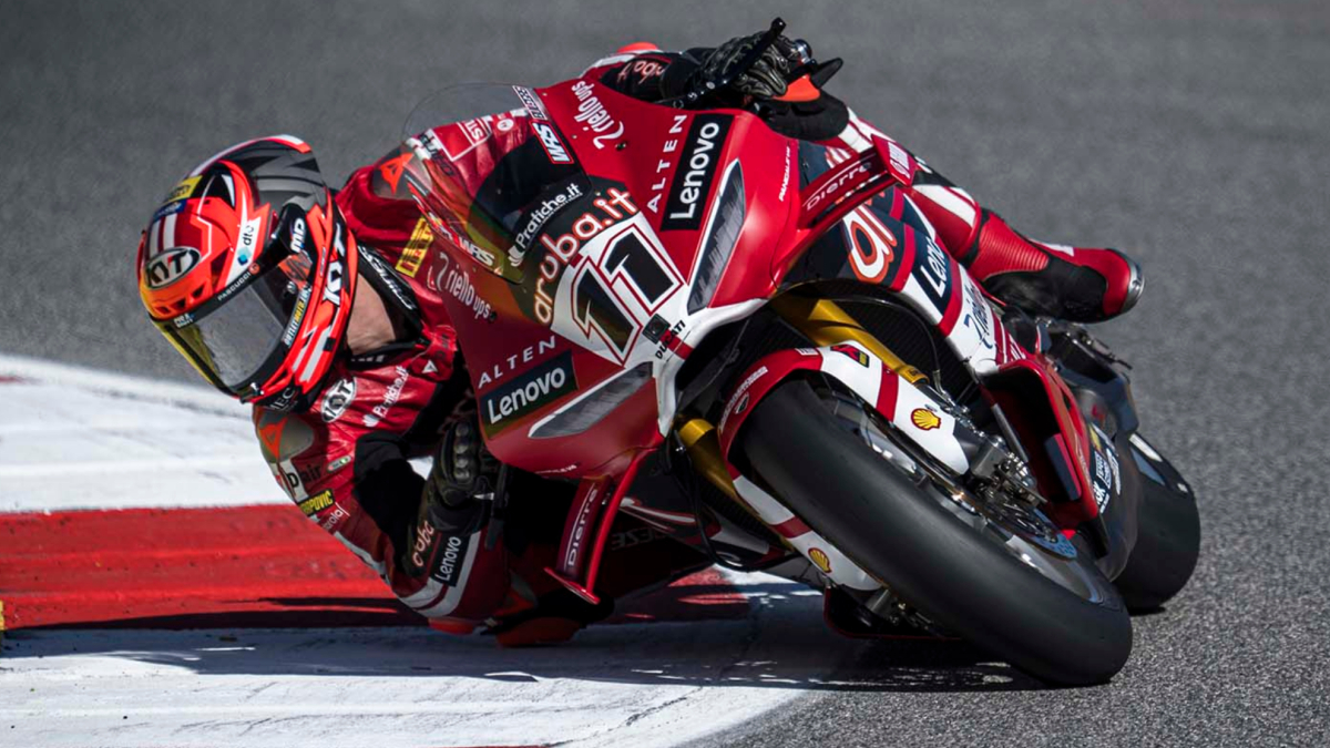 Bulega y Lecuona ponen en lo más alto a Ducati en Portimao