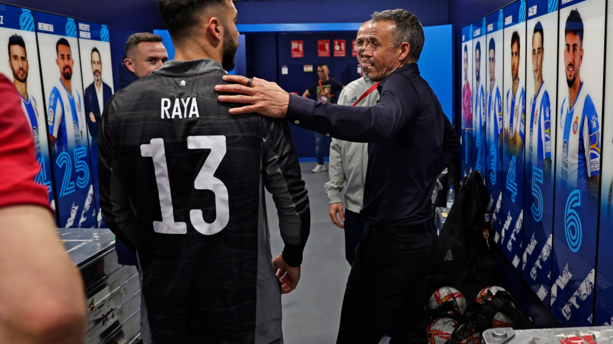 Raya vuelve a su debut