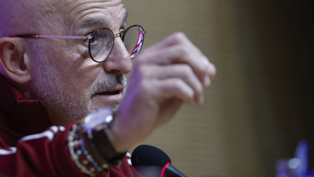 De la Fuente podrá cambiar a todos los jugadores de campo... y al portero