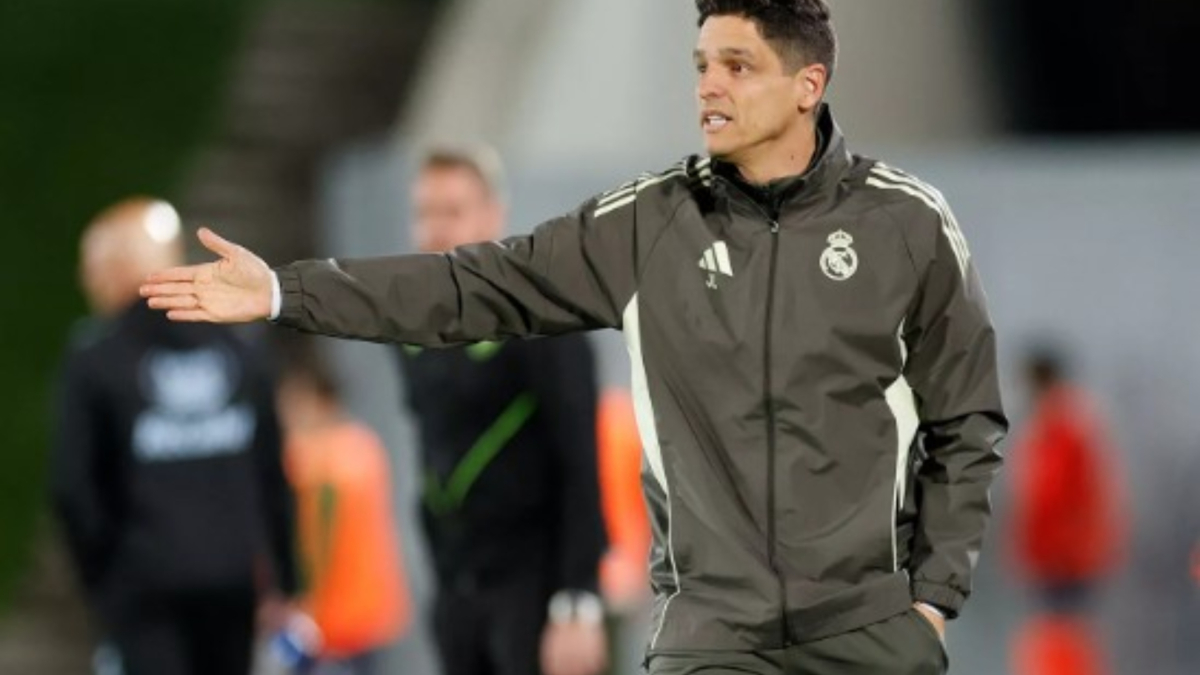 Julián sostiene al Castilla en lo alto