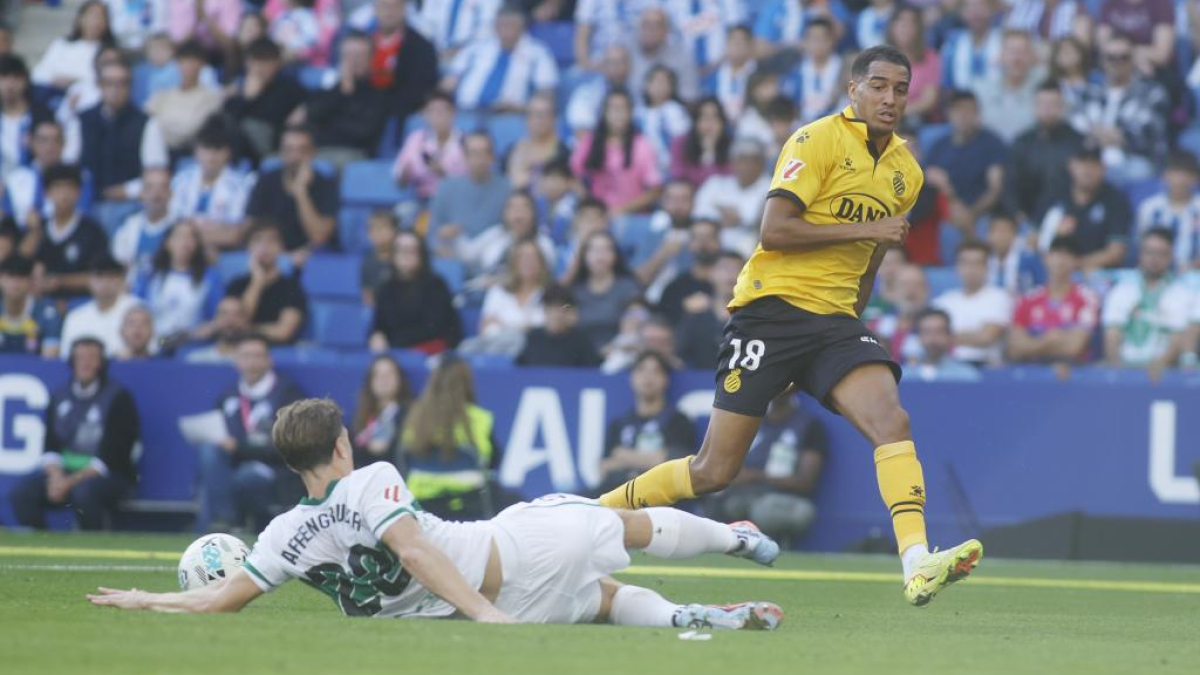 Charles Pickel regresa a Barcelona tras ser liberado por el Congo