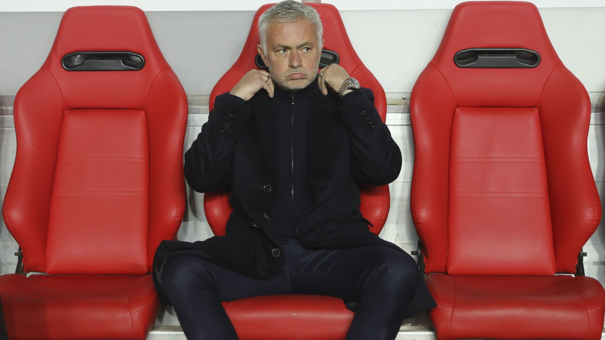 Benfica của Mou bỏ lỡ cơ hội tại giải VĐQG