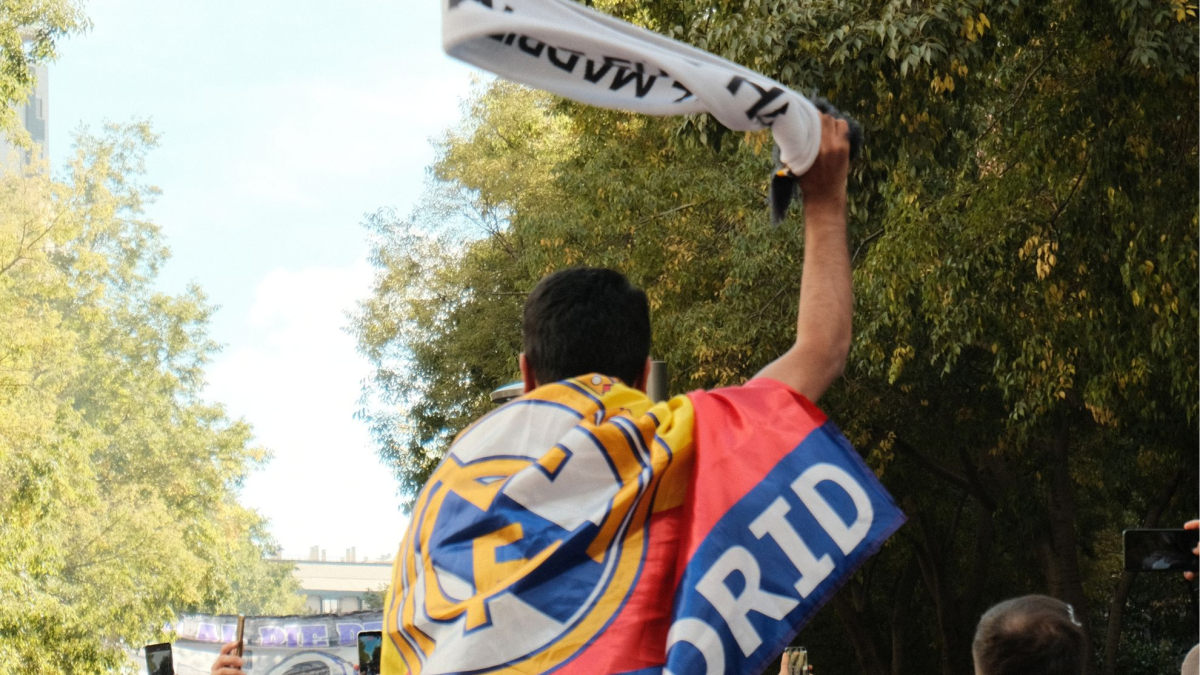 La 'busiana' del Real Madrid: recorrido y a qué hora llega el autobús para el partido frente al Bayern de Múnich de Champions League