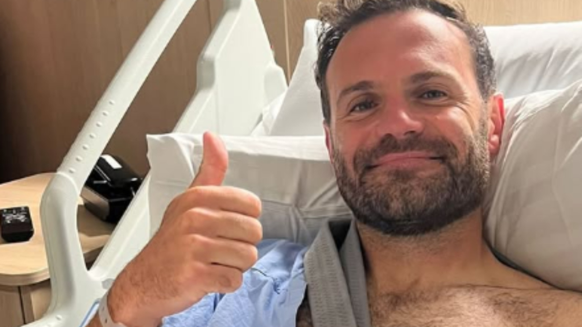 Juan Mata se fractura el codo: "Un día menos para volver"