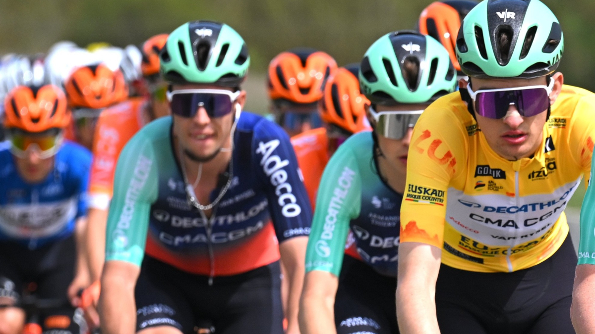 Paul Seixas: "Llevo tiempo en el foco, pero me centro en pedalear"