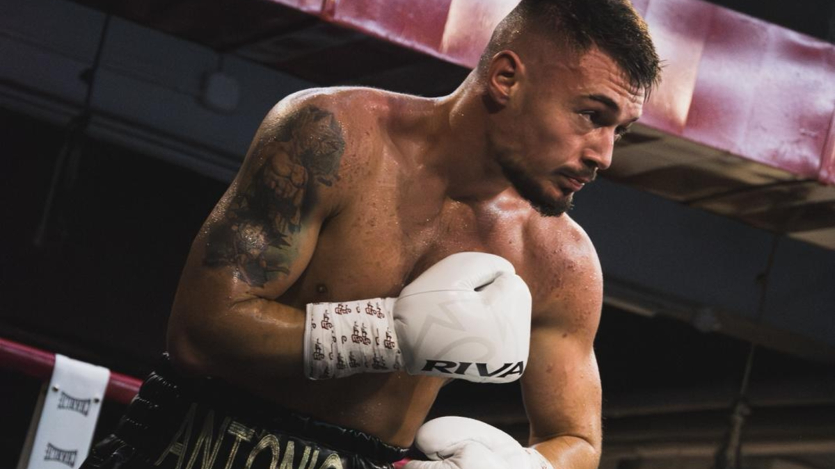 Reválida de Antonio Collado ante el italiano Pasquale Barile: "Me he esforzado como el número uno"