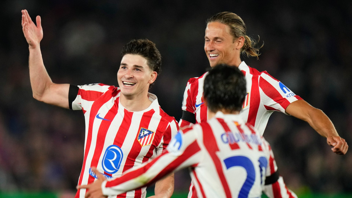 El espectacular golazo de Julián Álvarez: ¡mira dónde la puso!
