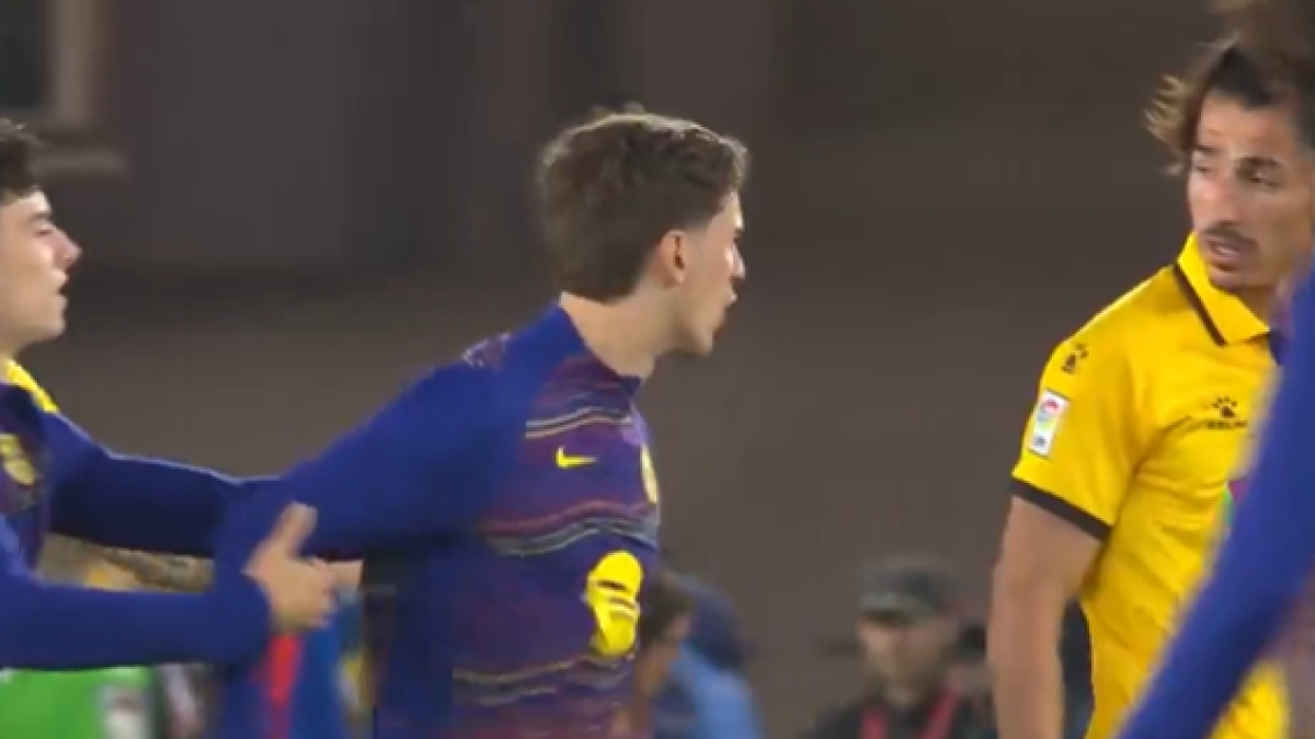 Señalan a Gavi: "Se ve el respeto que tienen por los compañeros de profesión"