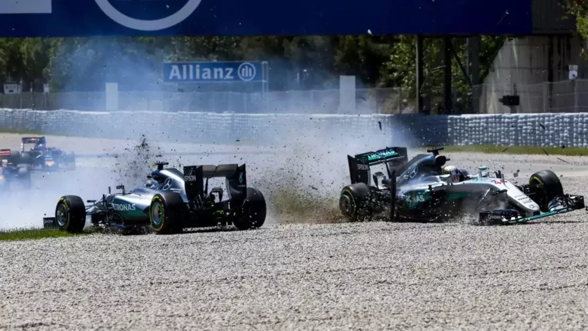 El día que Mercedes reventó a la F1: "Despedí a Hamilton y Rosberg"
