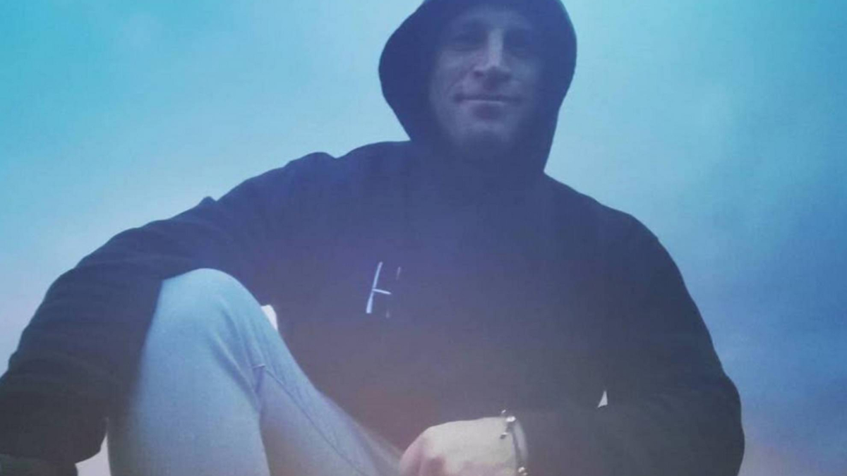 Los golpes rompieron una vida: el internacional que acabó durmiendo en un coche por una estafa