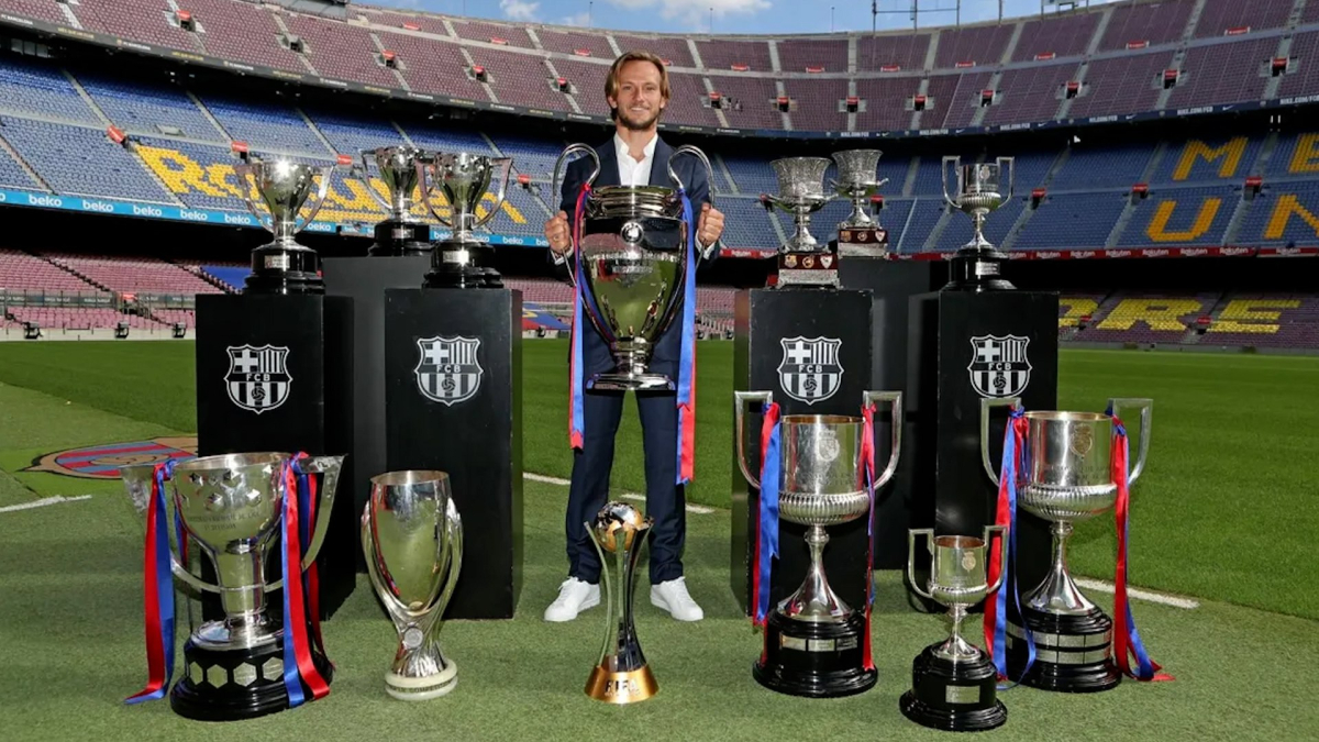 Rakitic lo tiene claro con Lamine: "Le vendría bien un capitán como Puyol o Xavi