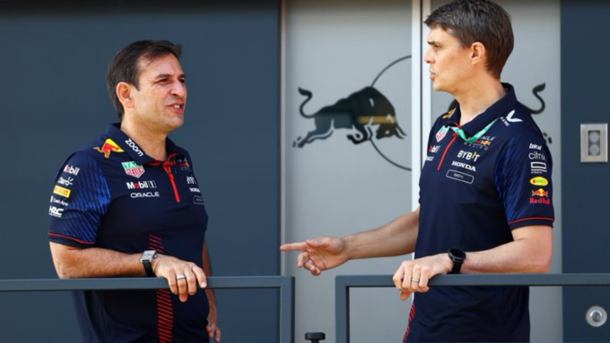 Red Bull revoluciona su equipo para salir de la crisis