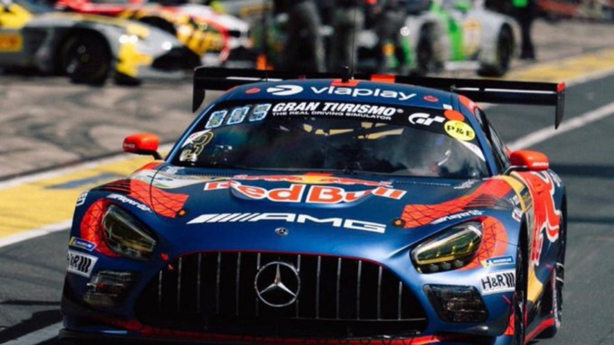 Verstappen, de nuevo sancionado en las 24 horas de Nurburgring