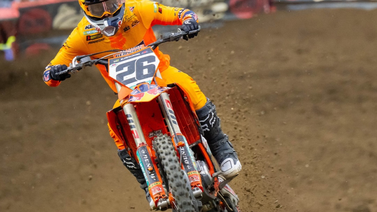 Jorge Prado sufre en la Triple Corona de Cleveland