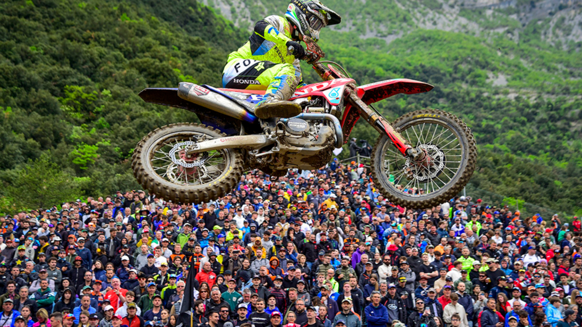 Herlings imparable en Portugal y un chileno se cuela en el top 25 del EMX250