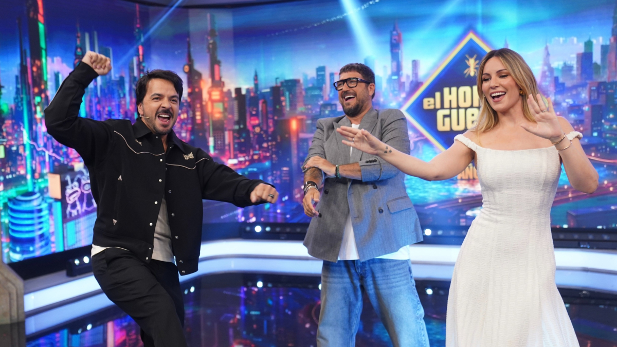 Antonio Orozco cuenta la anécdota que le ocurrió por no ponerse sus gafas: “Me llevé un niño una vez a mi toalla que no era el mío”