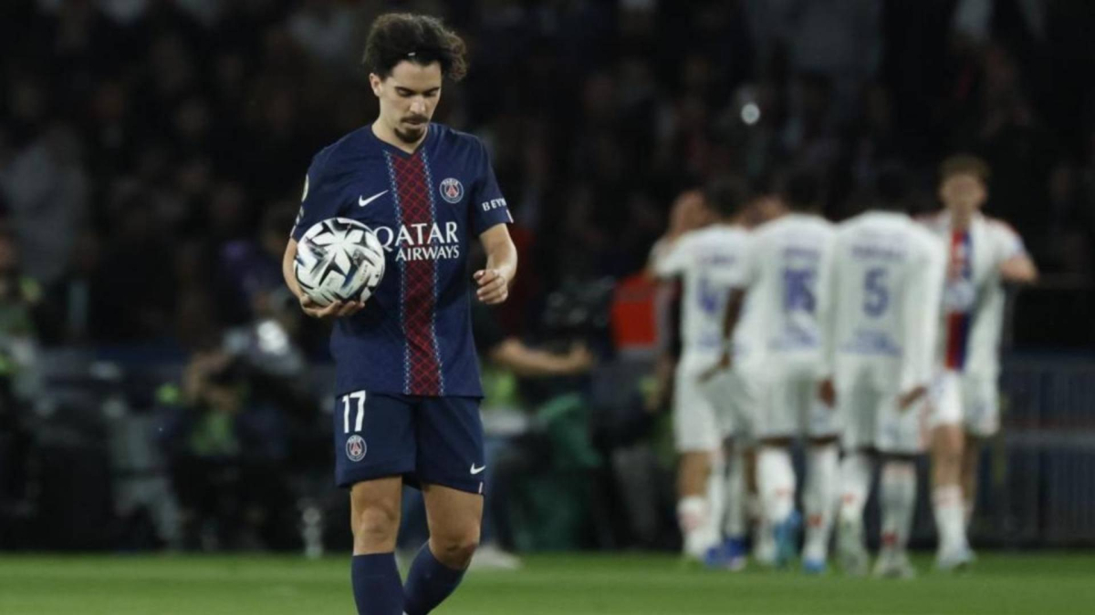 Luis Enrique enciende las alarmas: "No sé nada sobre Vitinha"