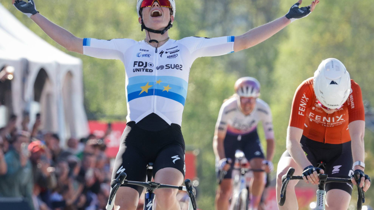 Paula Blasi sigue haciendo historia: tercer puesto en el Muro de Huy el día de la victoria de Vollering