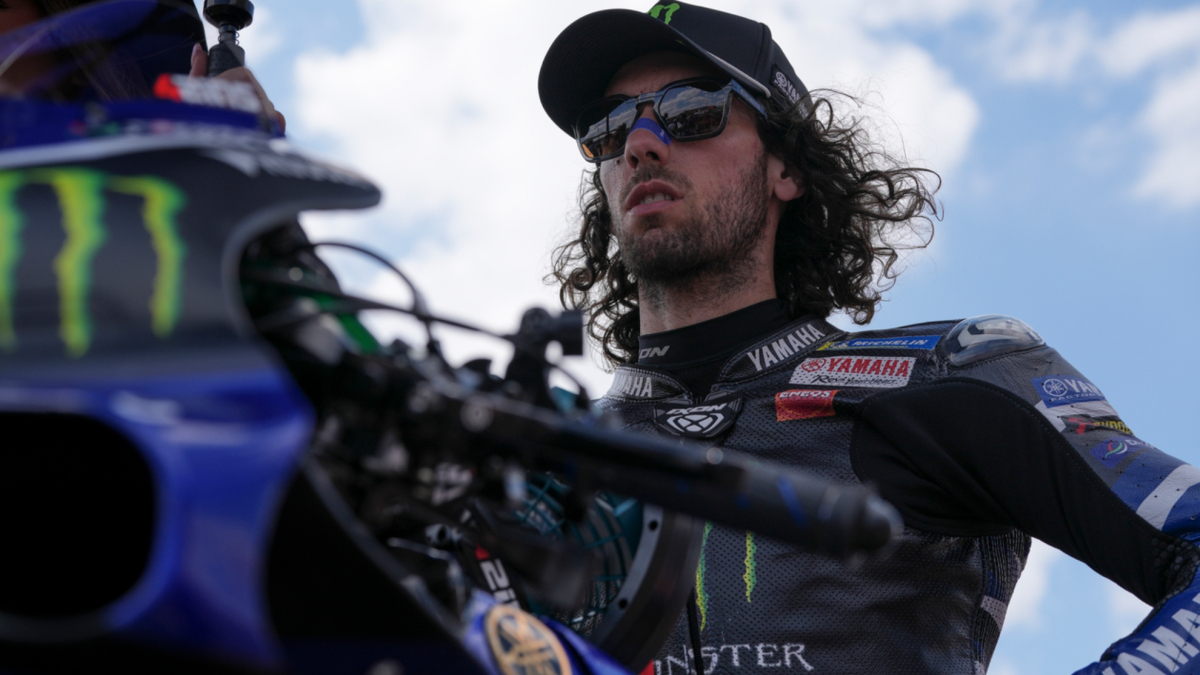 Rins se ve fuera de Yamaha y pidió explicaciones a Redding