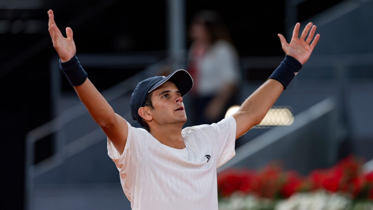 Rafa Jódar remonta a De Jong y es profeta en su tierra