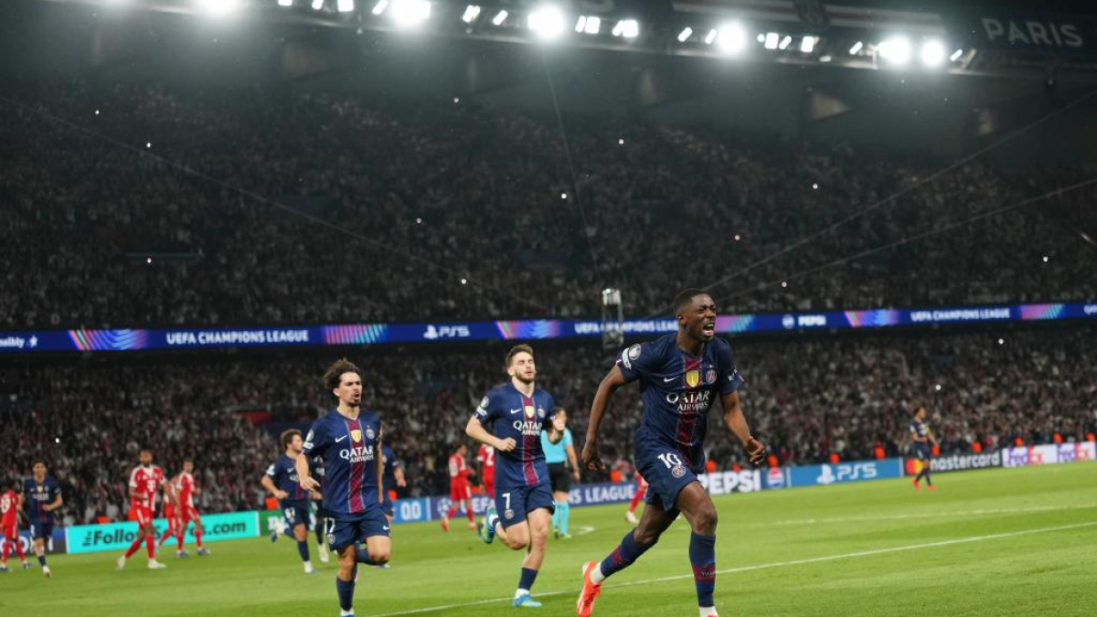 Nhật ký Van Gaal: "Trận đấu hay nhất lịch sử