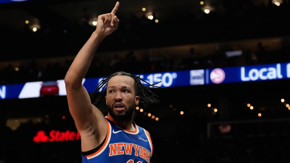 Los Knicks aplastan a los Hawks y se ponen 3-2: 39 puntos de Brunson y "¡Olé, Jose!" en el Madison