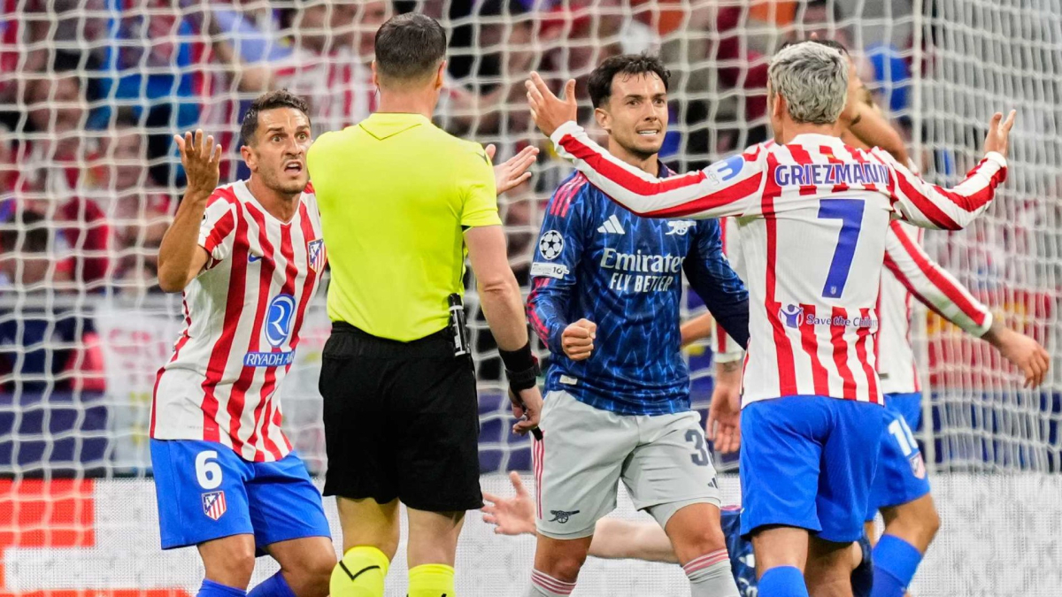El Atlético clama por el penalti sobre Gyokeres: "No es suficiente