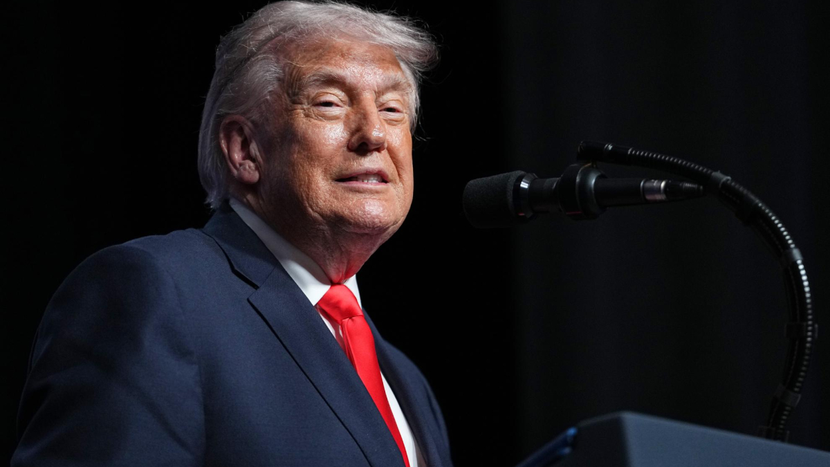 Donald Trump advierte a Irán: "Existen dos opciones: intentar llegar a un acuerdo o ir y arrasarlos por completo