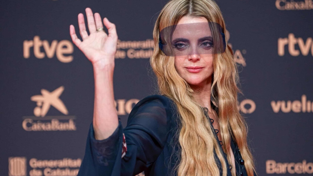 Macarena Gómez defiende su libertad de no opinar sobre política: "Las críticas me dan igual