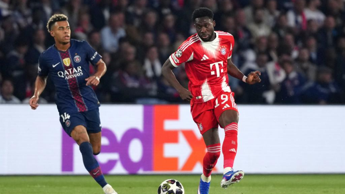 Alphonso Davies dính chấn thương, làm dấy lên lo ngại