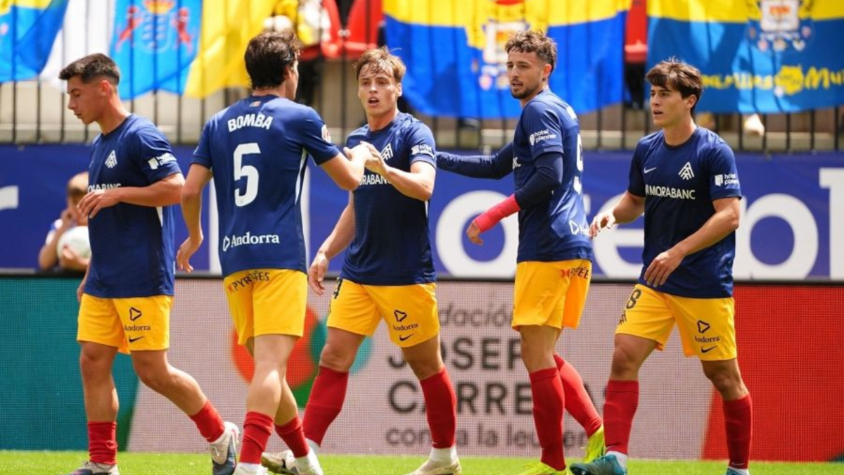 Andorra bị phạt vì hành vi của CĐV trong trận gặp Las Palmas