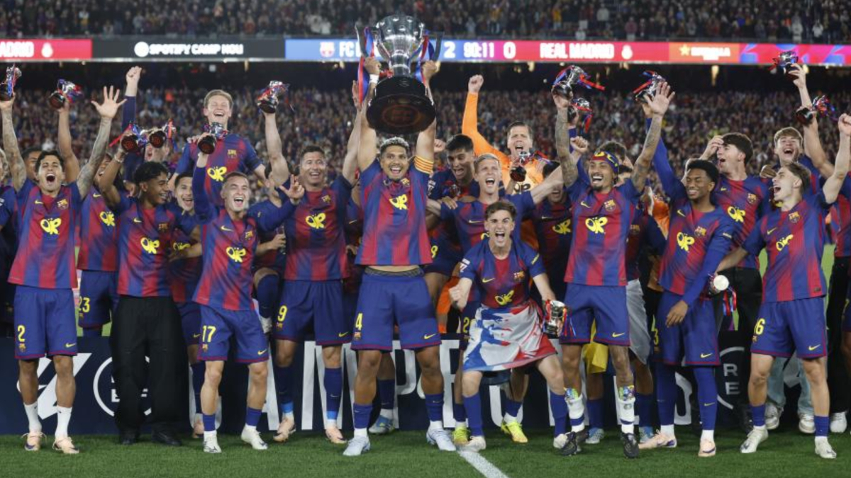 Fiestón histórico en el Camp Nou: va por Hansi