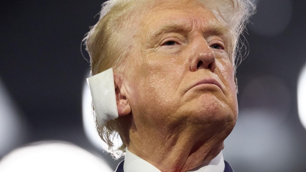 Người Mỹ không tin Trump dàn dựng các vụ tấn công