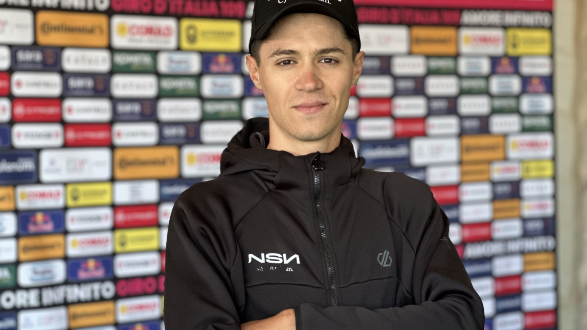 Pinarello, la revolución que llega del NSN: "En este Giro espero conocer a Iniesta