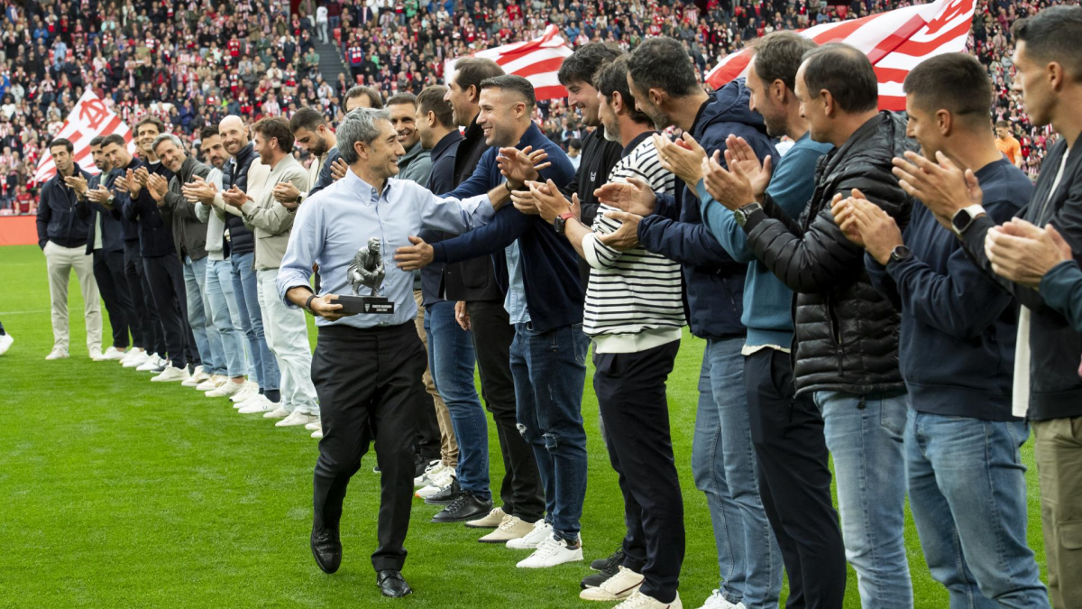 Valverde: "Ha sido emocionante y aquí he vivido cosas increíbles"