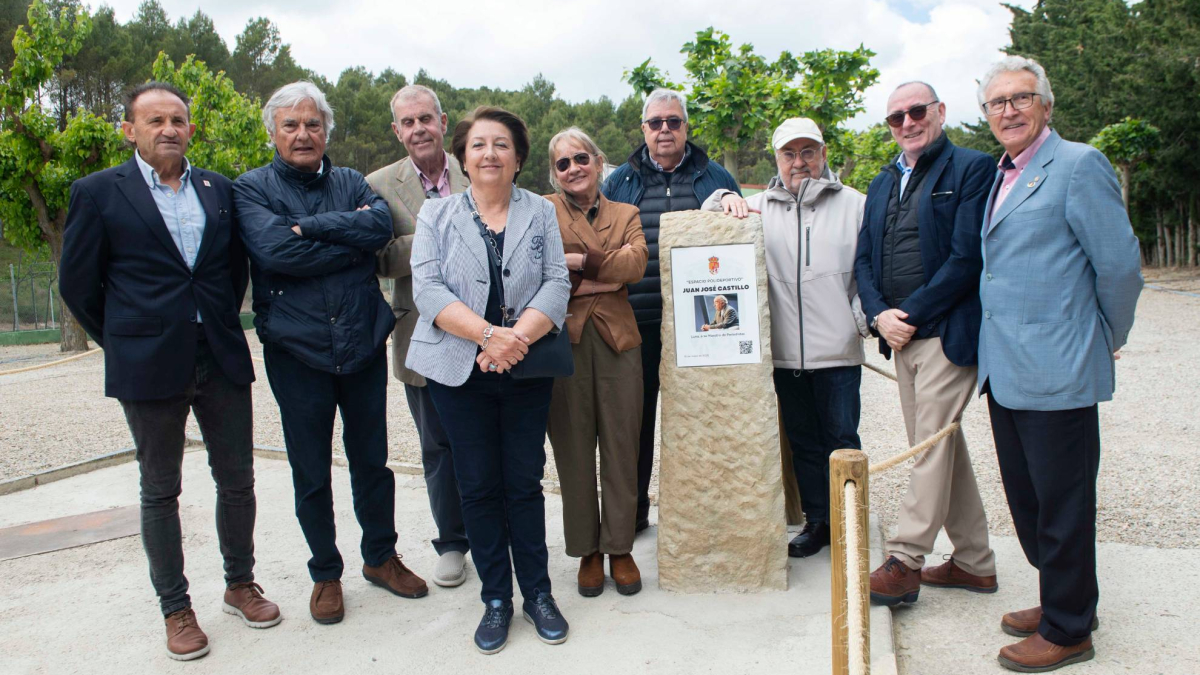 Homenaje al ilustre periodista deportivo Juan José Castillo en su localidad natal