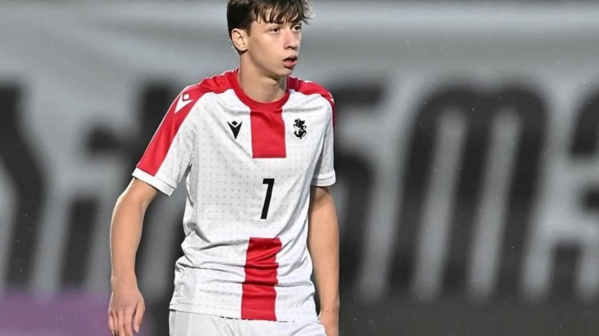 El hermano de Kvaratskhelia ya está aquí