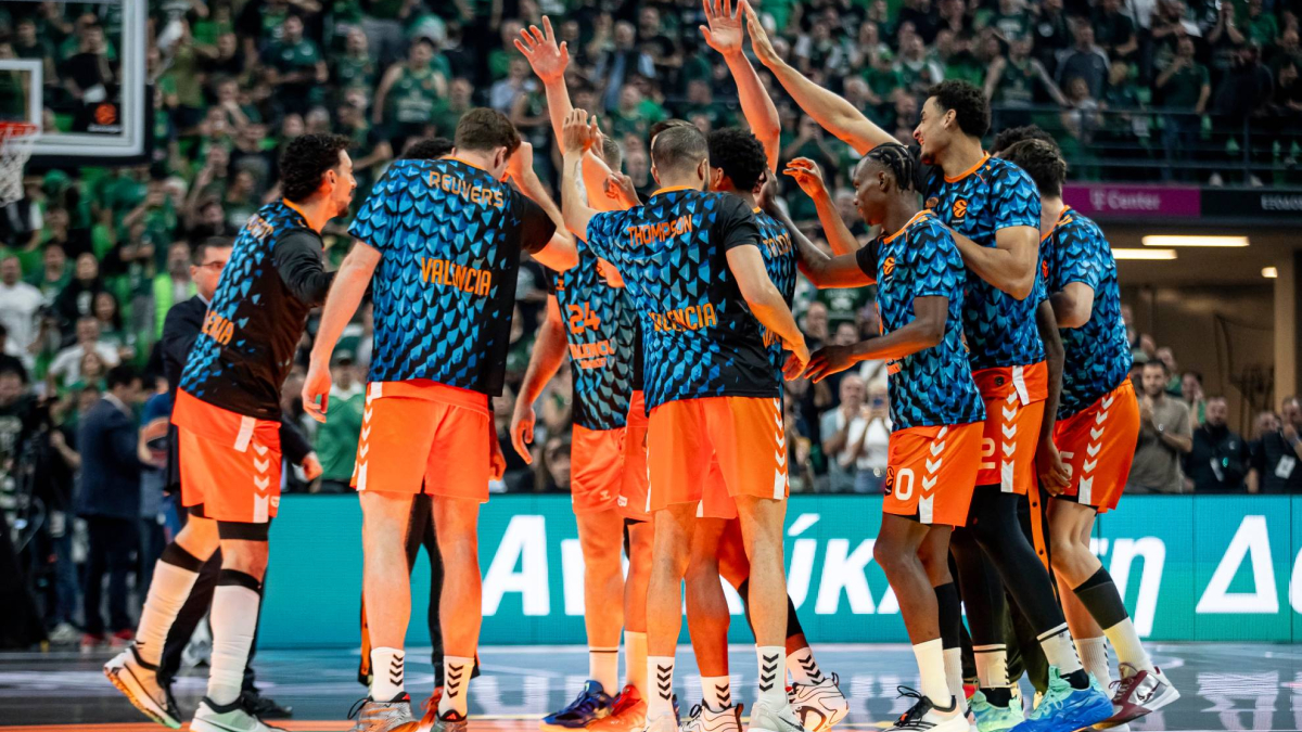 Valencia Basket hướng đến cột mốc lịch sử sau 27 năm