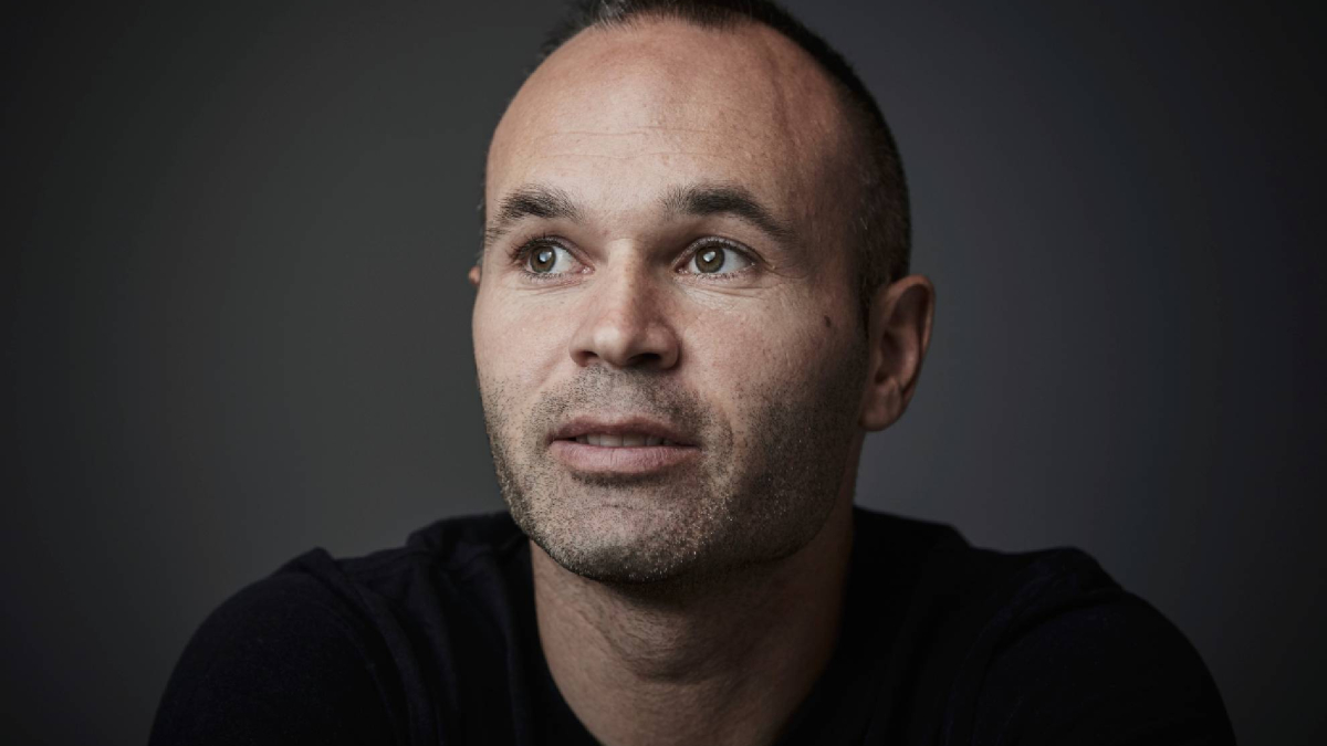 Iniesta debutará como entrenador en Dubai