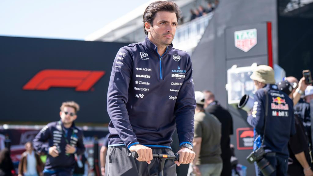 Carlos Sainz está con los mejores: "Es un premio para el equipo"