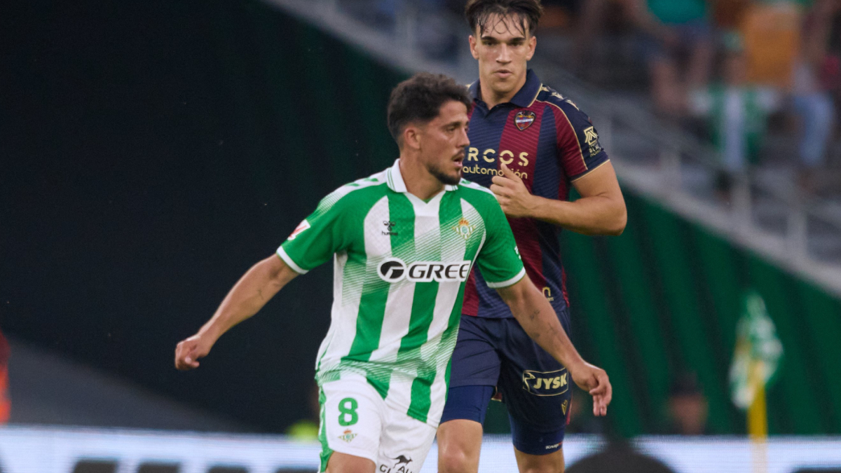 Levante thắng kịch tính, tiến vào chung kết Copa del Rey