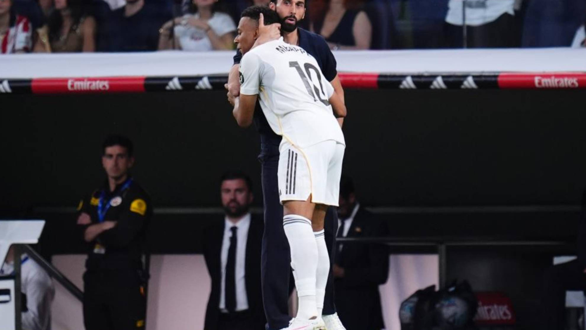 Y Mbappé firmó la paz con Arbeloa