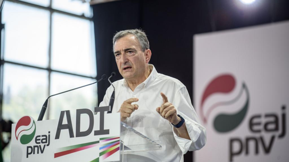 El PNV considera "irresponsable" que el Gobierno siga "más allá de 2026