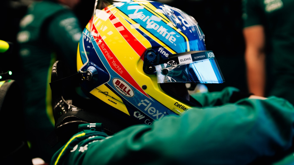 El infierno sigue: Alonso no pasa de la vuelta 27 en el mejor Gran Premio del AMR26
