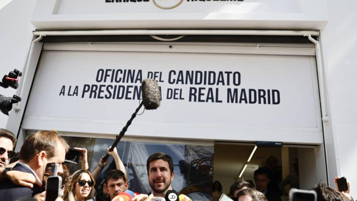 Enrique Riquelme: "¿Esta es la reforma del Bernabéu para el socio después de 1.700 millones"